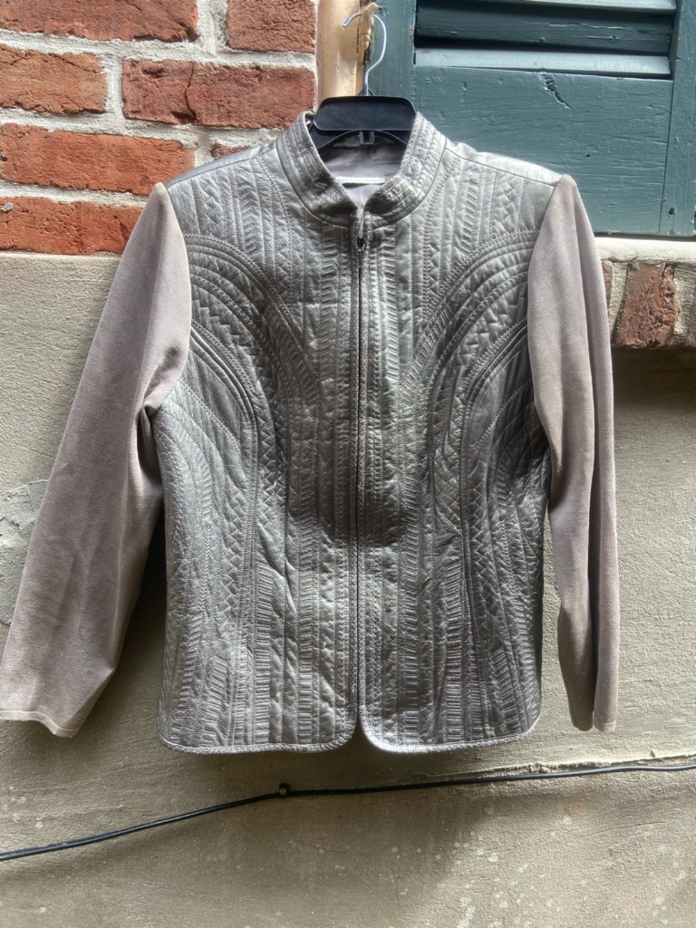 Peter Nygard Quilted Leather Jacket in Light Taupe